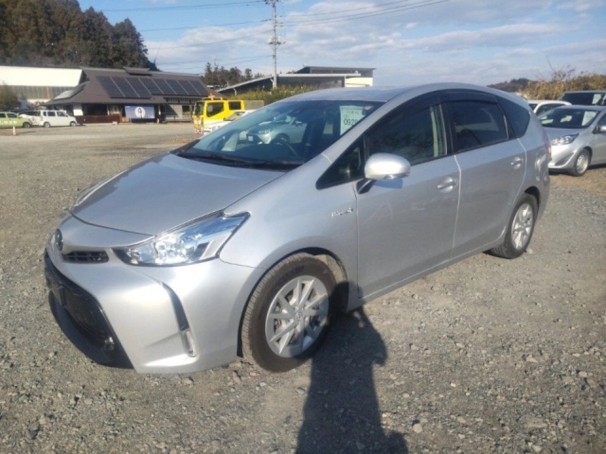 TOYOTA PRIUS ALPHA ZVW41W 2020