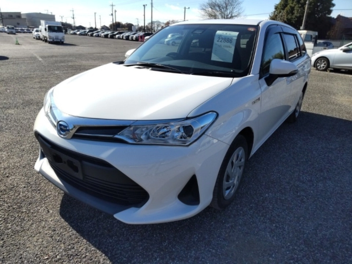 TOYOTA COROLLA FIELDER NKE165G 2019