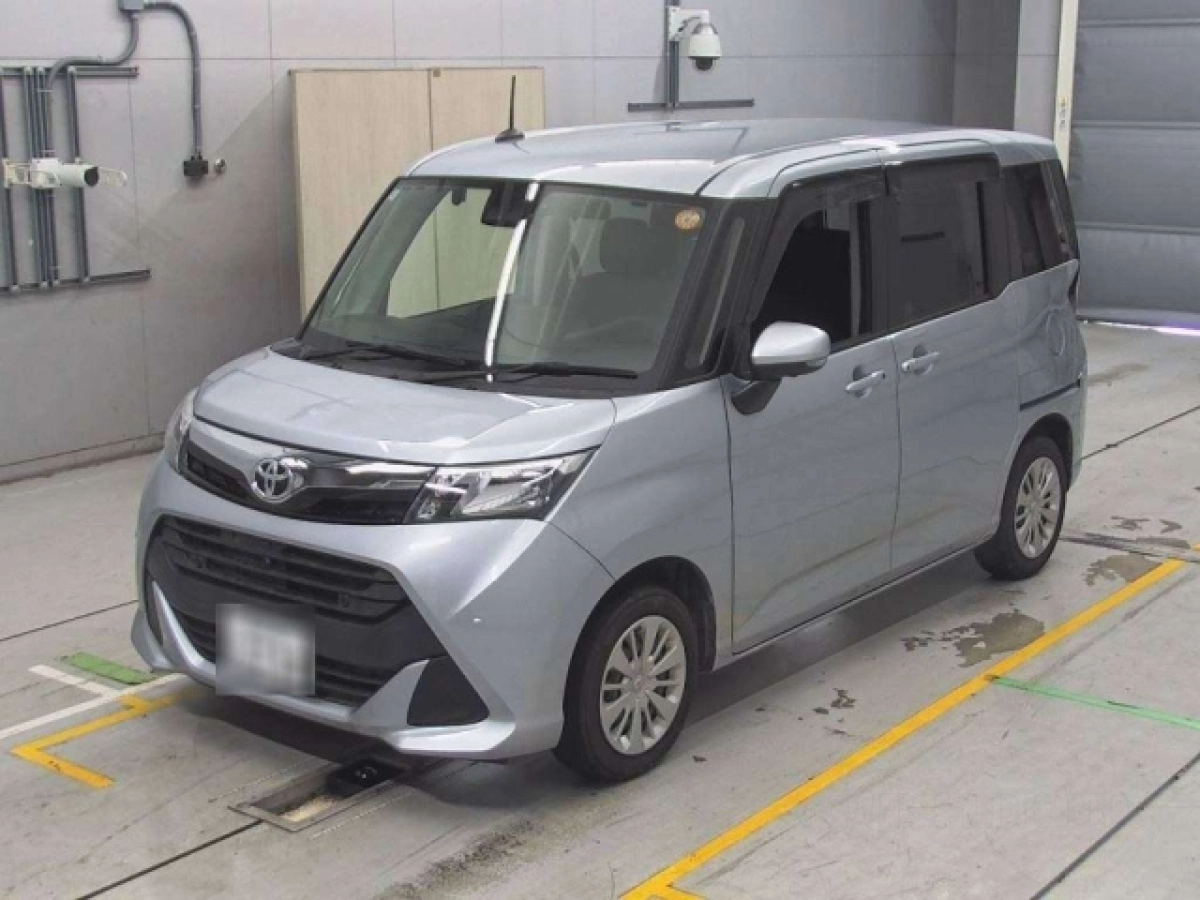 TOYOTA TANK M900A 2020