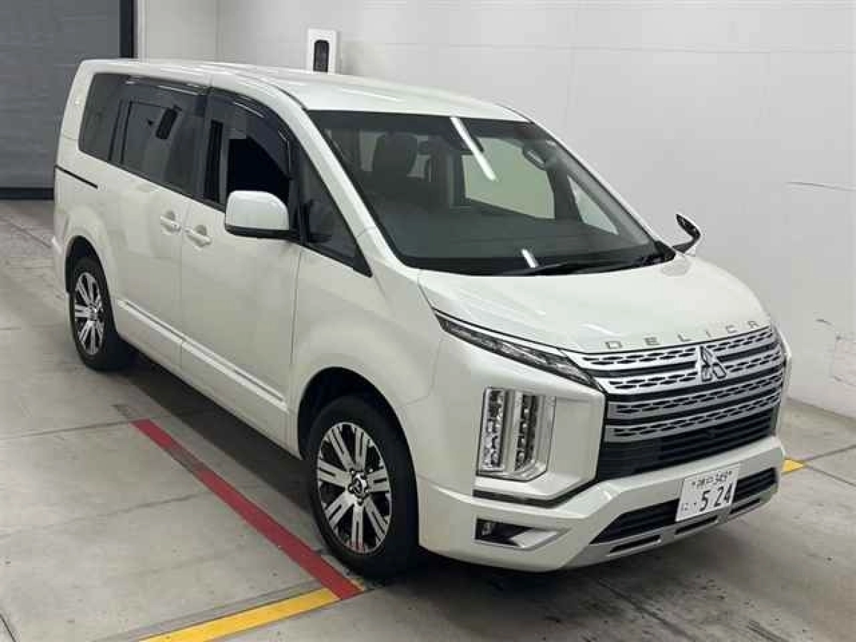 MITSUBISHI DELICA D5 CV1W 2021