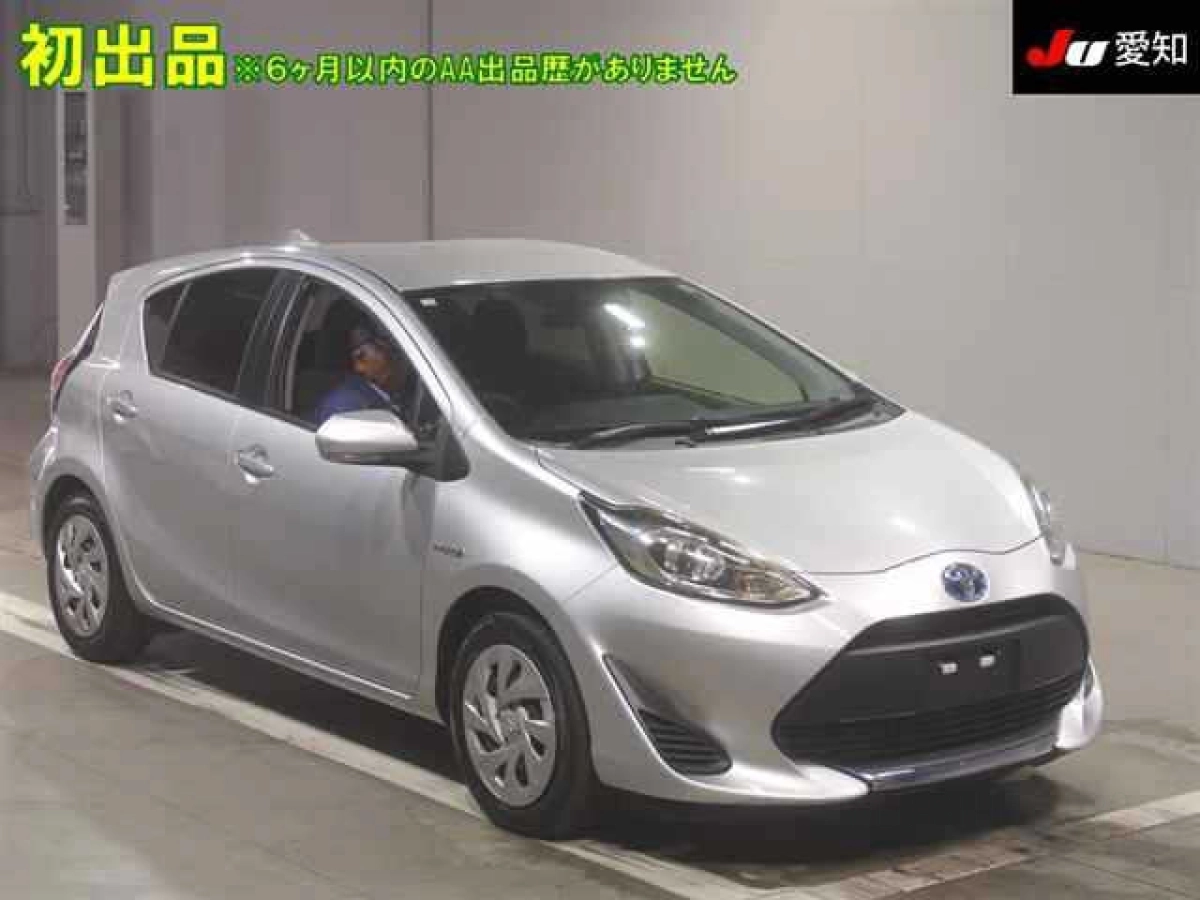 TOYOTA AQUA NHP10 2019