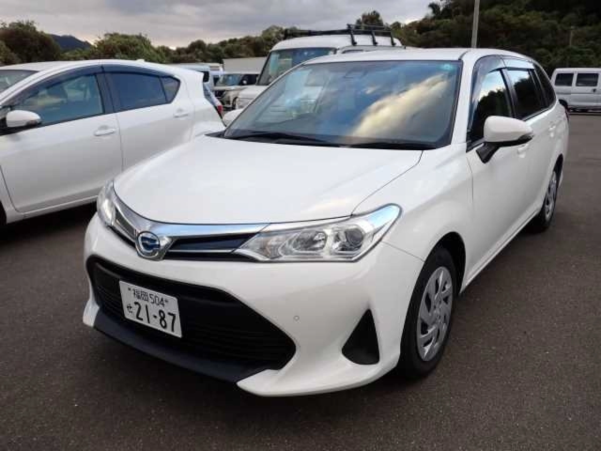TOYOTA COROLLA FIELDER NKE165G 2020