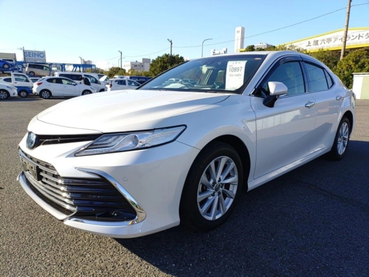 TOYOTA CAMRY
