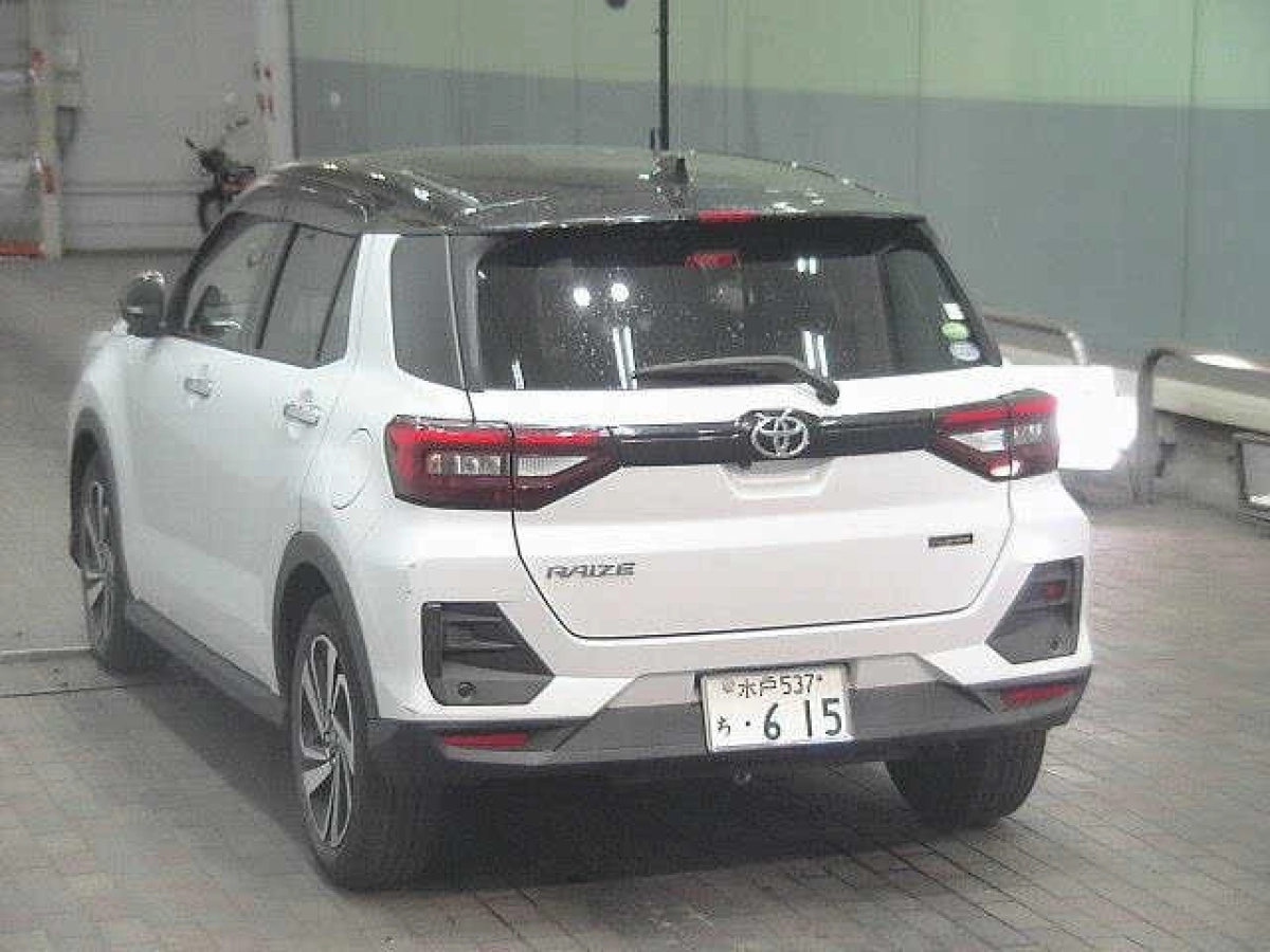 TOYOTA RAIZE