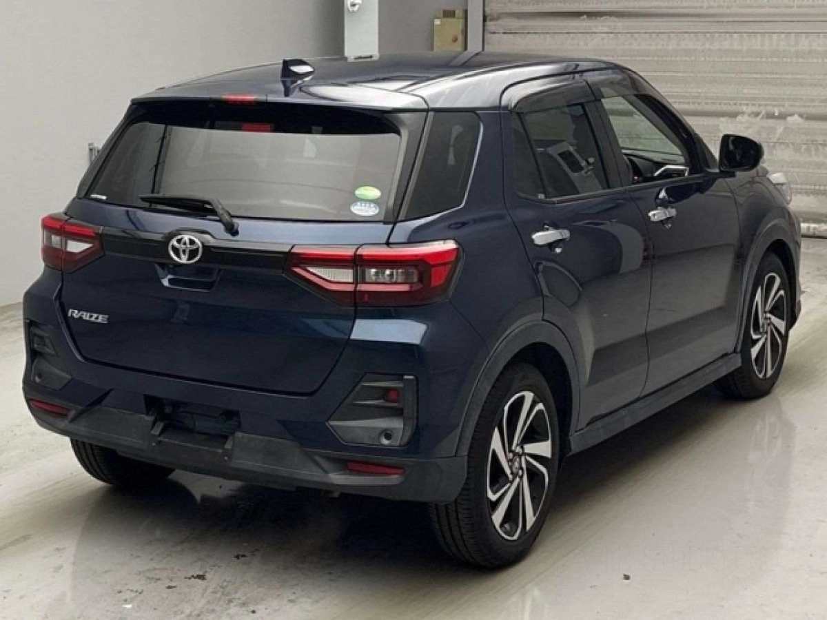 TOYOTA RAIZE