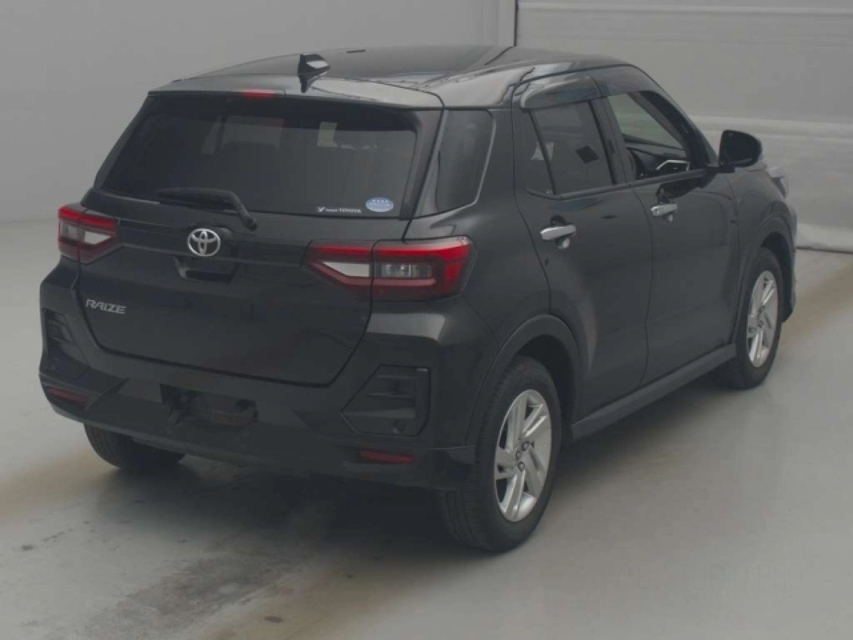 TOYOTA RAIZE