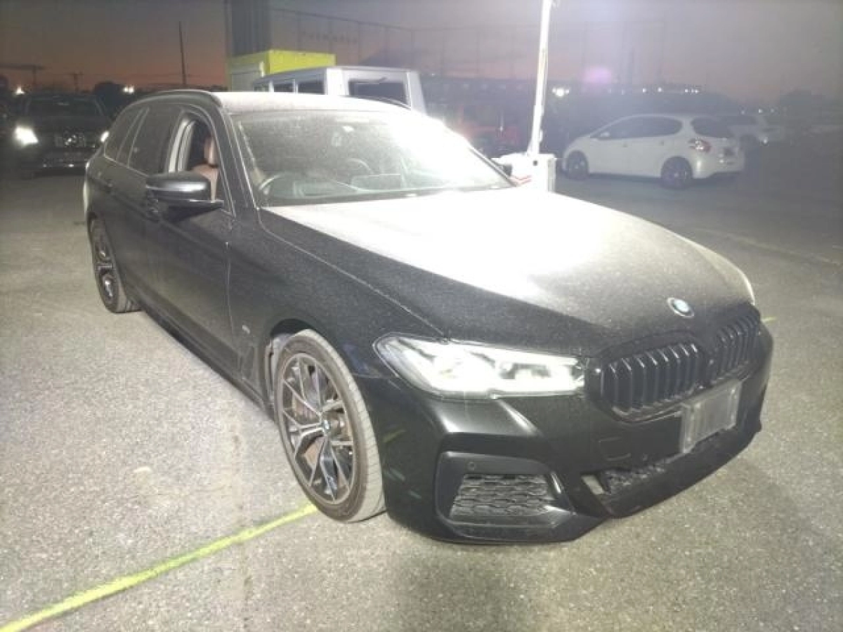 BMW 5 SERIES JT30 2021