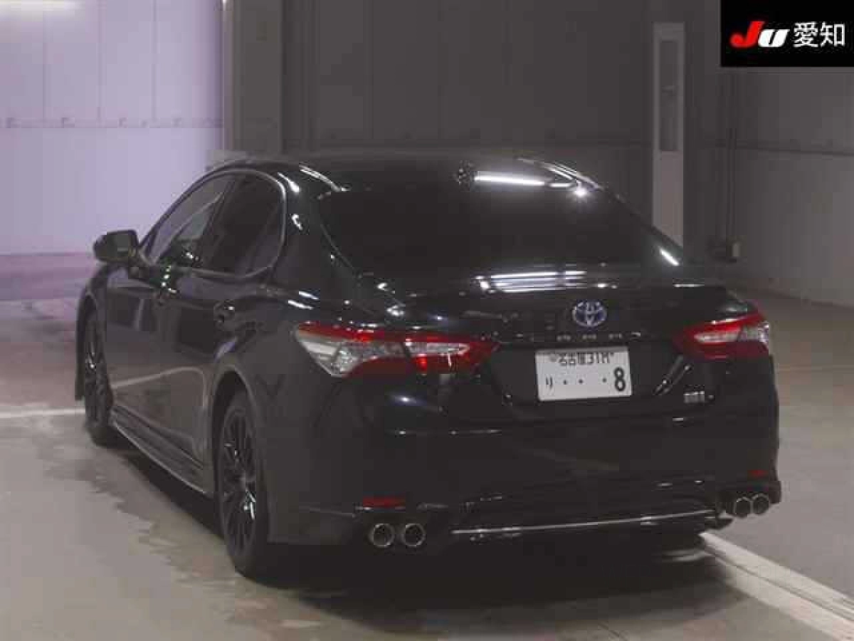 TOYOTA CAMRY