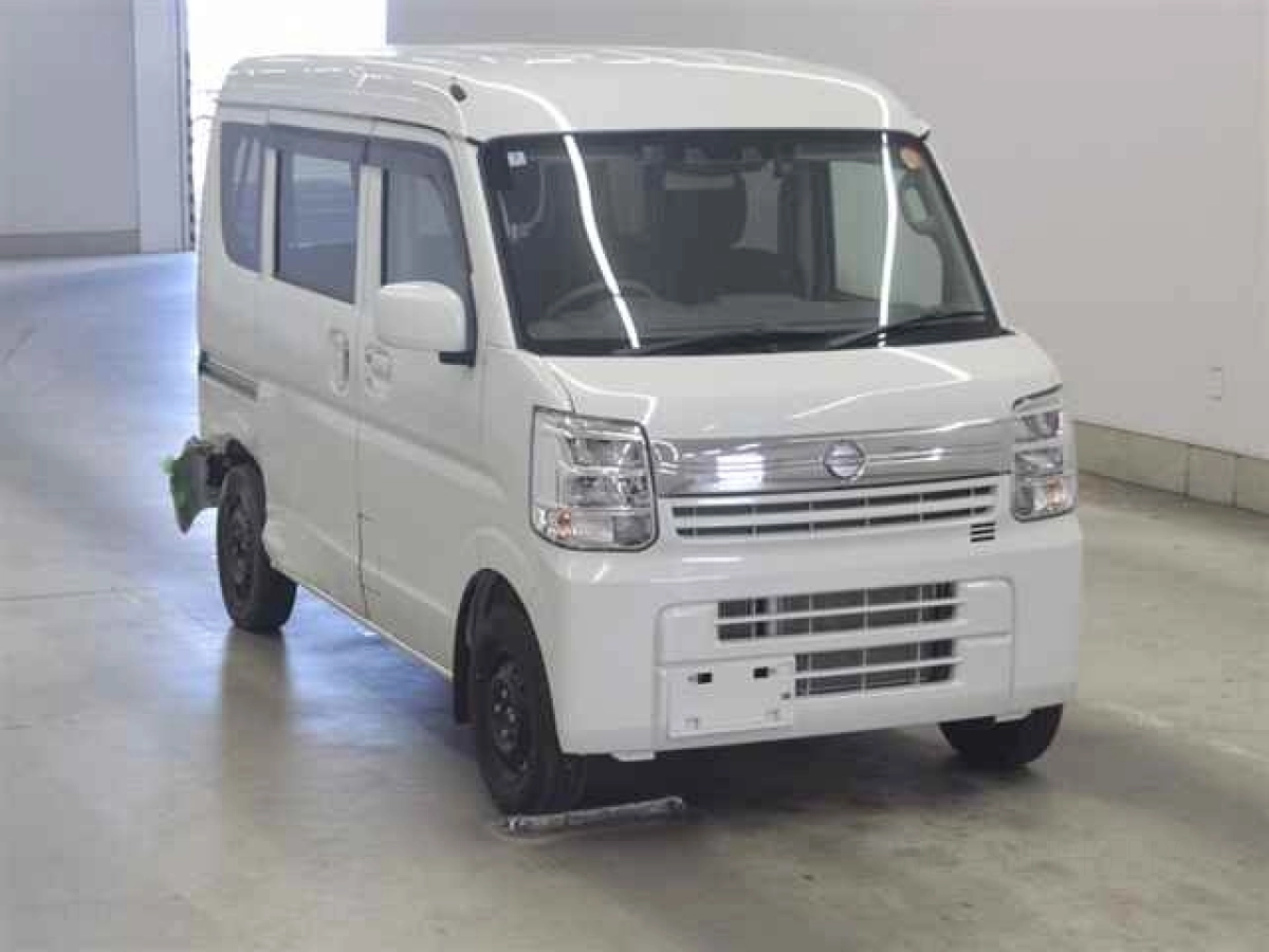 NISSAN CLIPPER VAN DR17V 2025