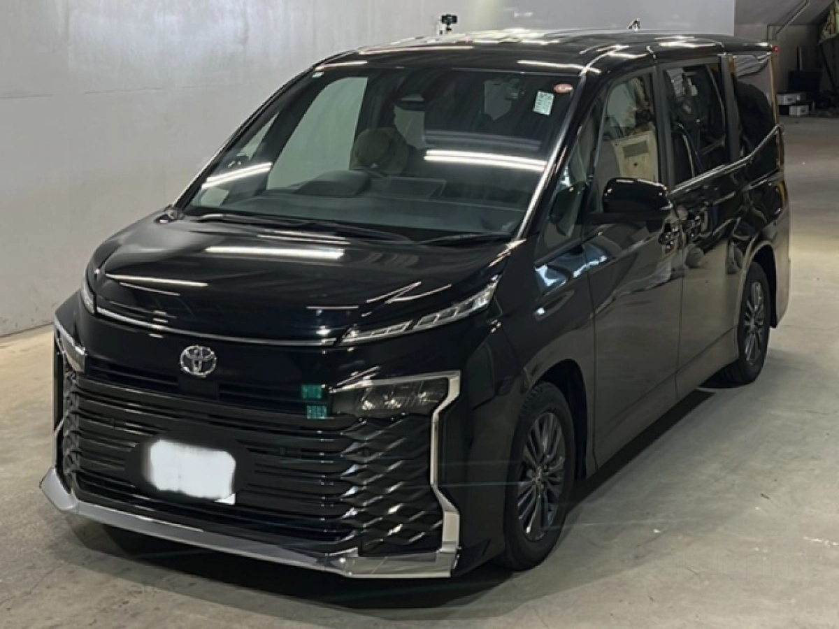 TOYOTA VOXY MZRA90W 2024