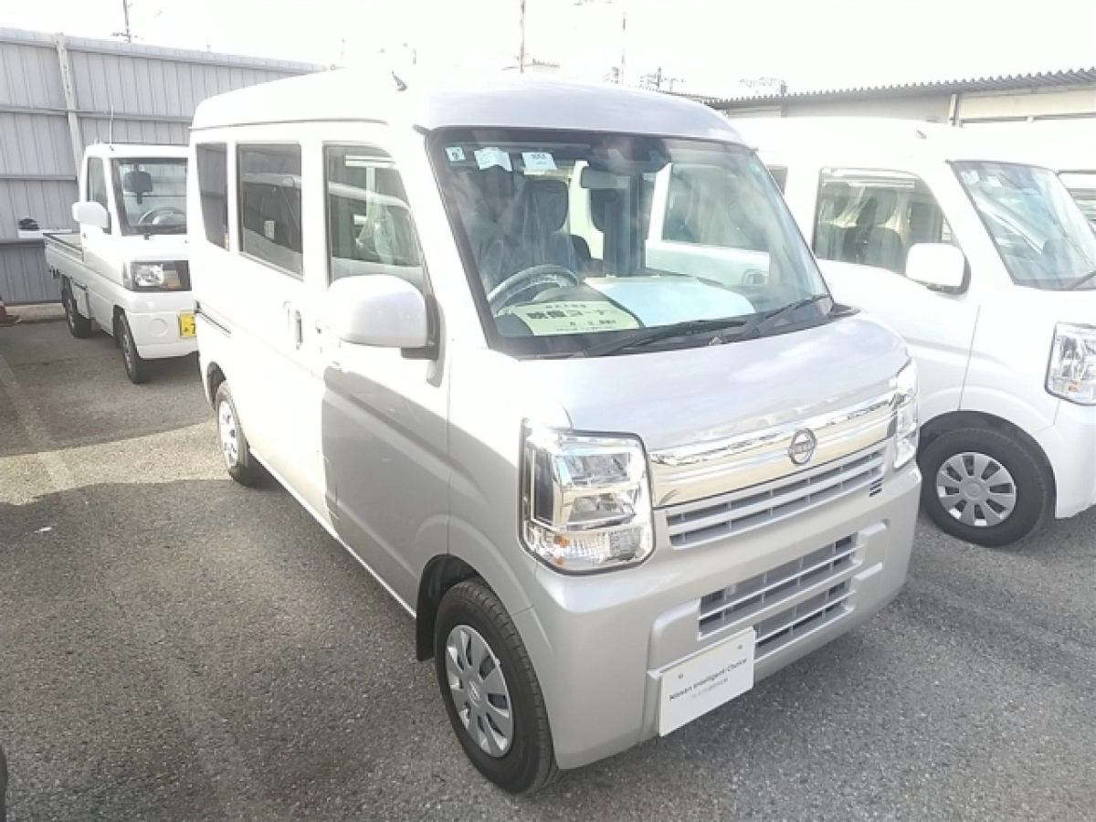 NISSAN CLIPPER VAN DR17V 2024