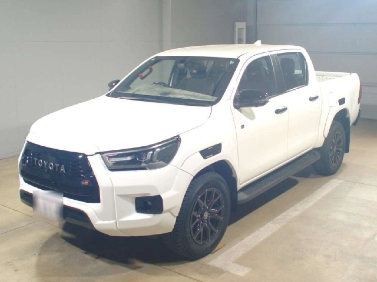 TOYOTA HILUX GUN125 2023