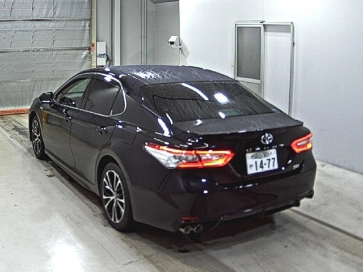 TOYOTA CAMRY