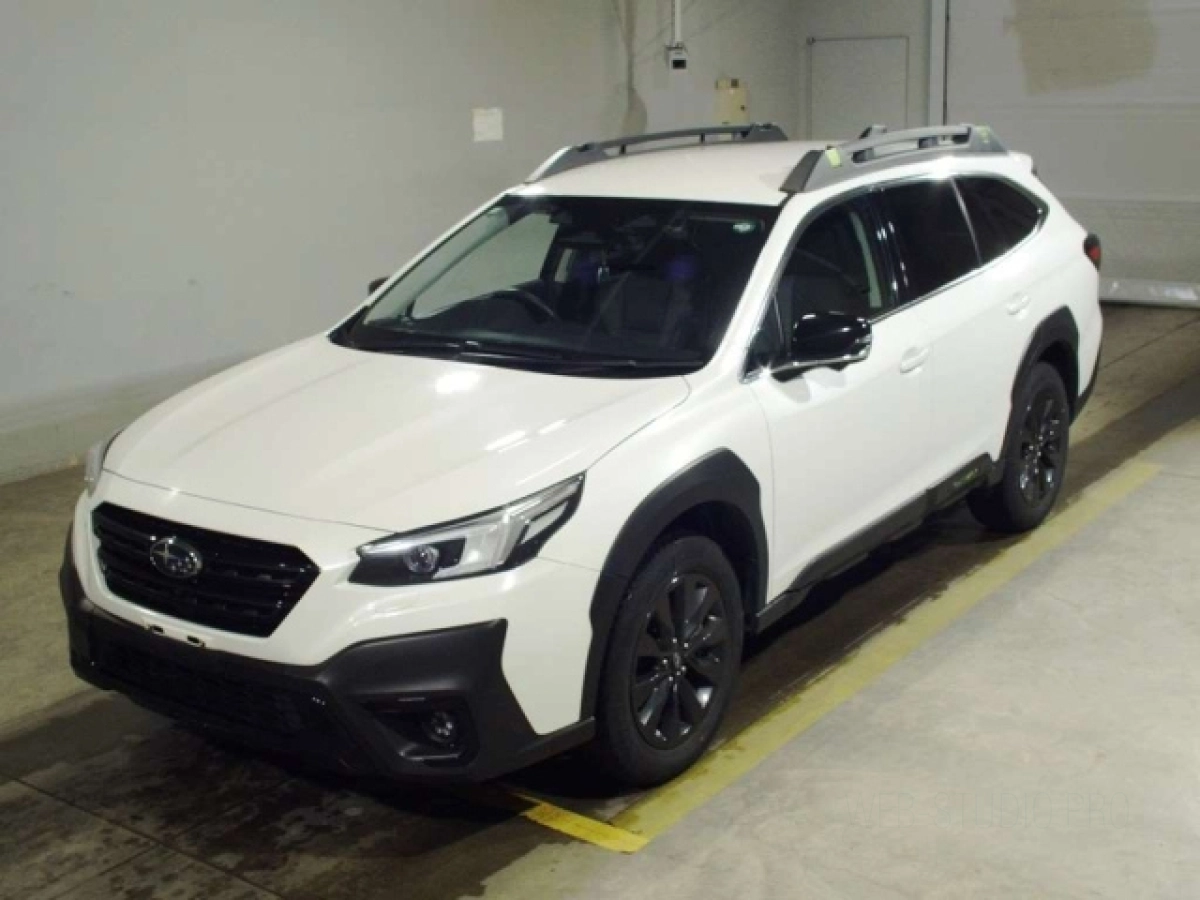 SUBARU LEGACY OUTBACK BT5 2024