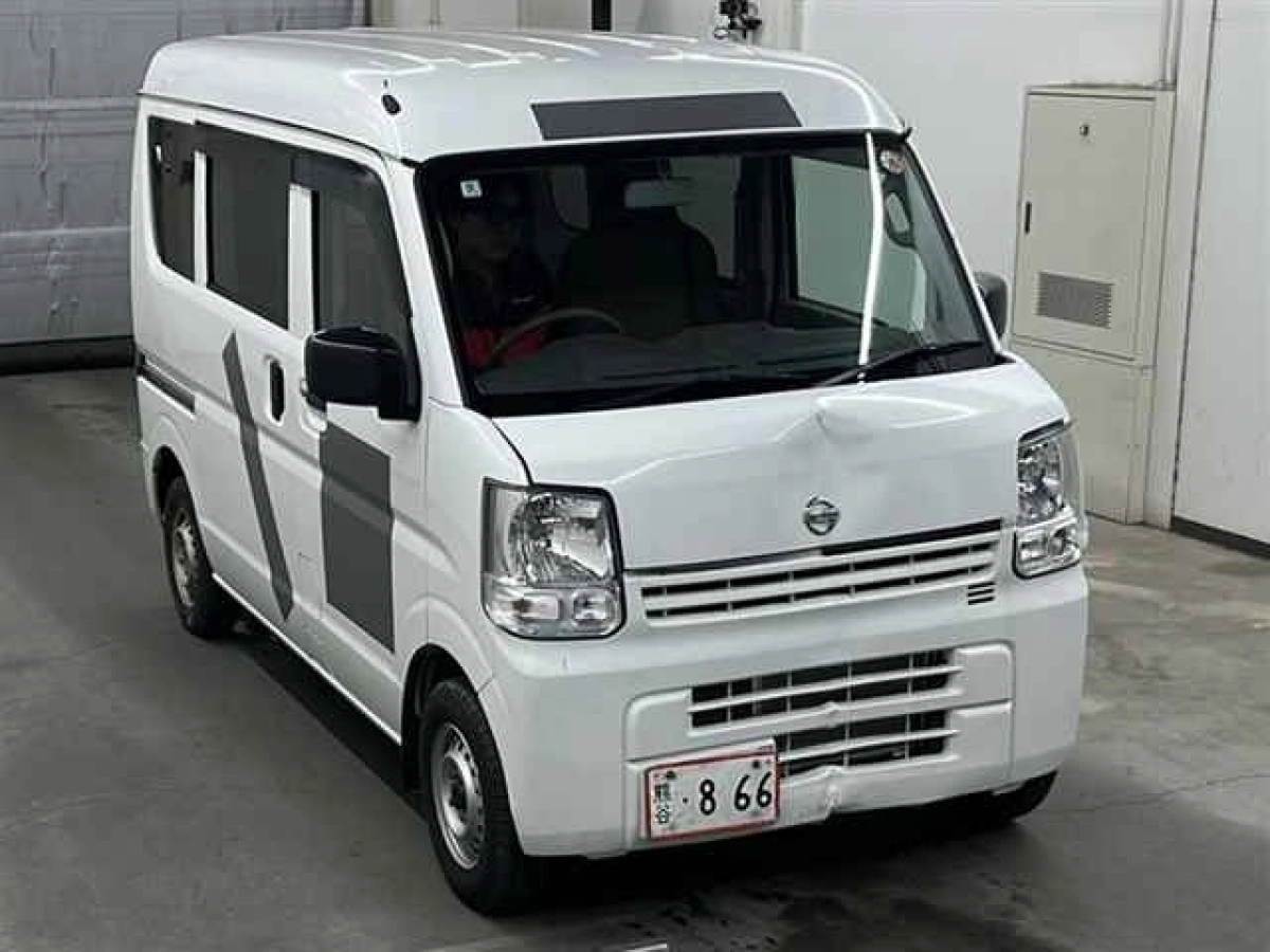 NISSAN CLIPPER VAN DR17V 2023