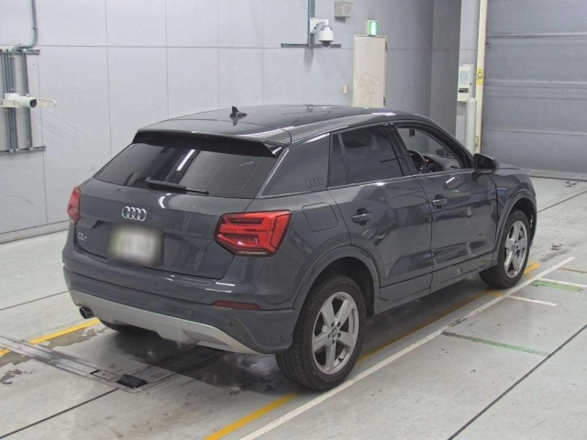 AUDI Q2