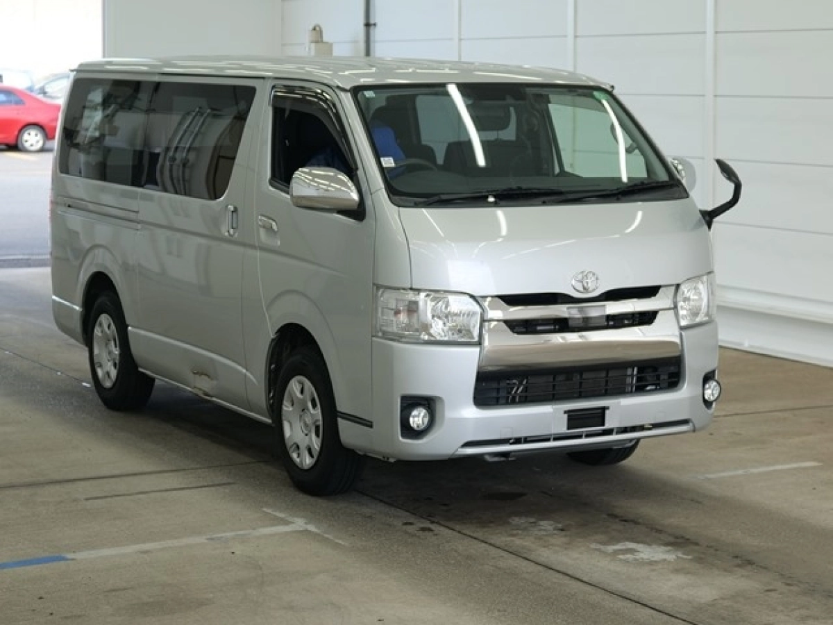 TOYOTA REGIUS ACE VAN TRH200V 2019