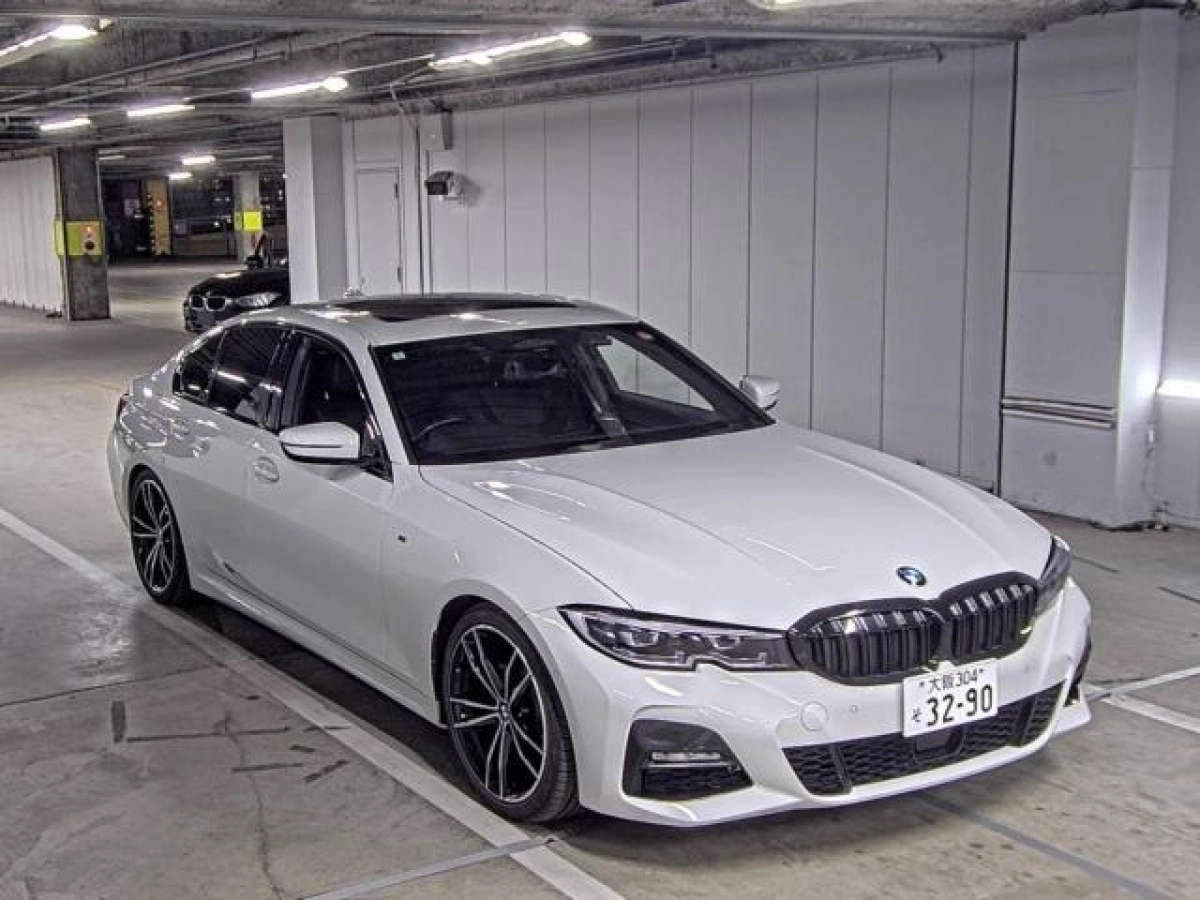 BMW 3 SERIES 5V20 2022
