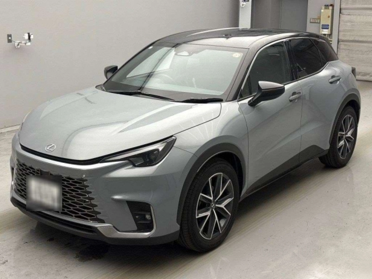 LEXUS LBX MAYH10 2024