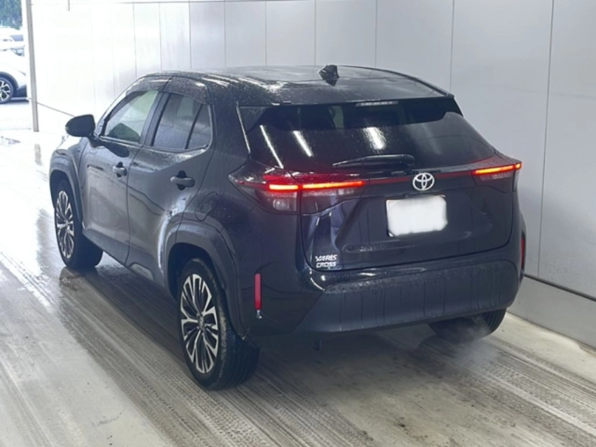 TOYOTA YARIS CROSS