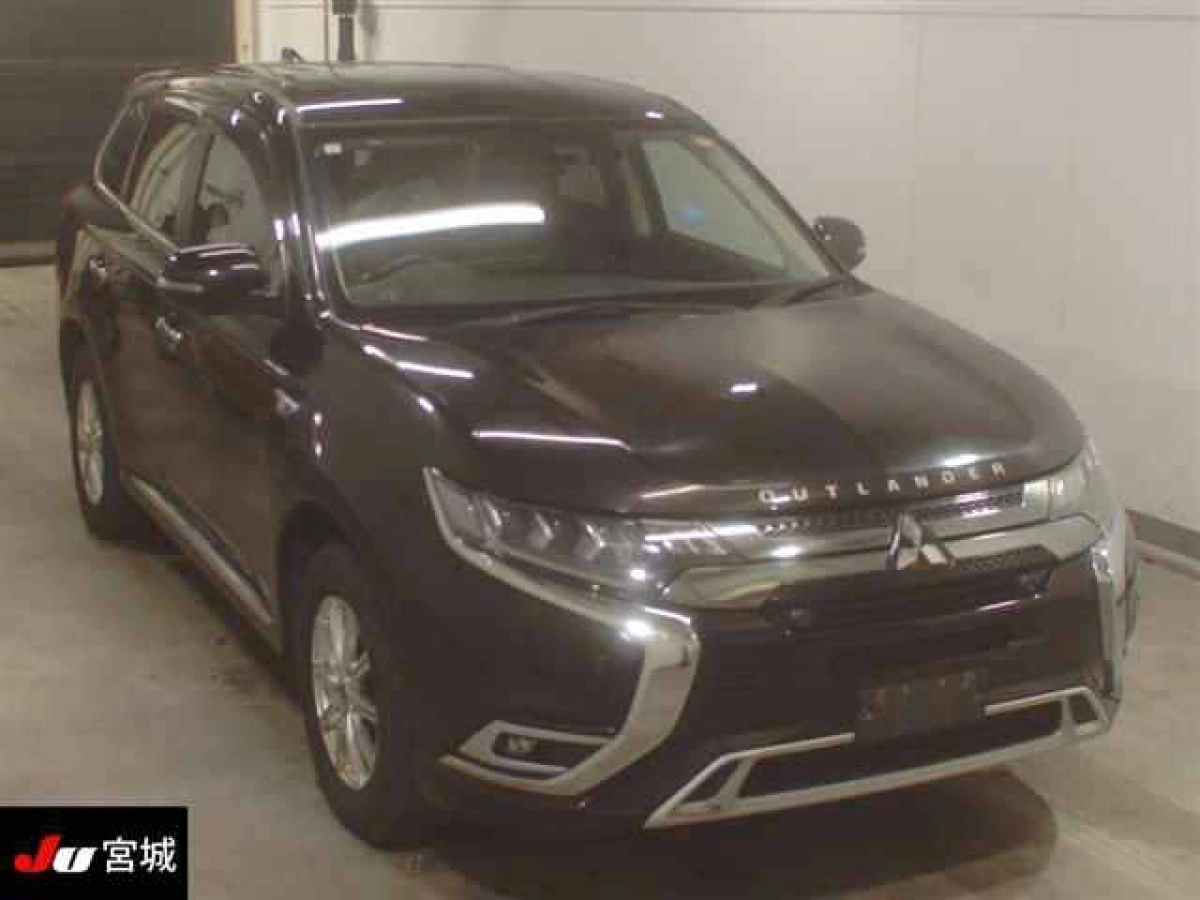MITSUBISHI OUTLANDER PHEV GG3W 2019
