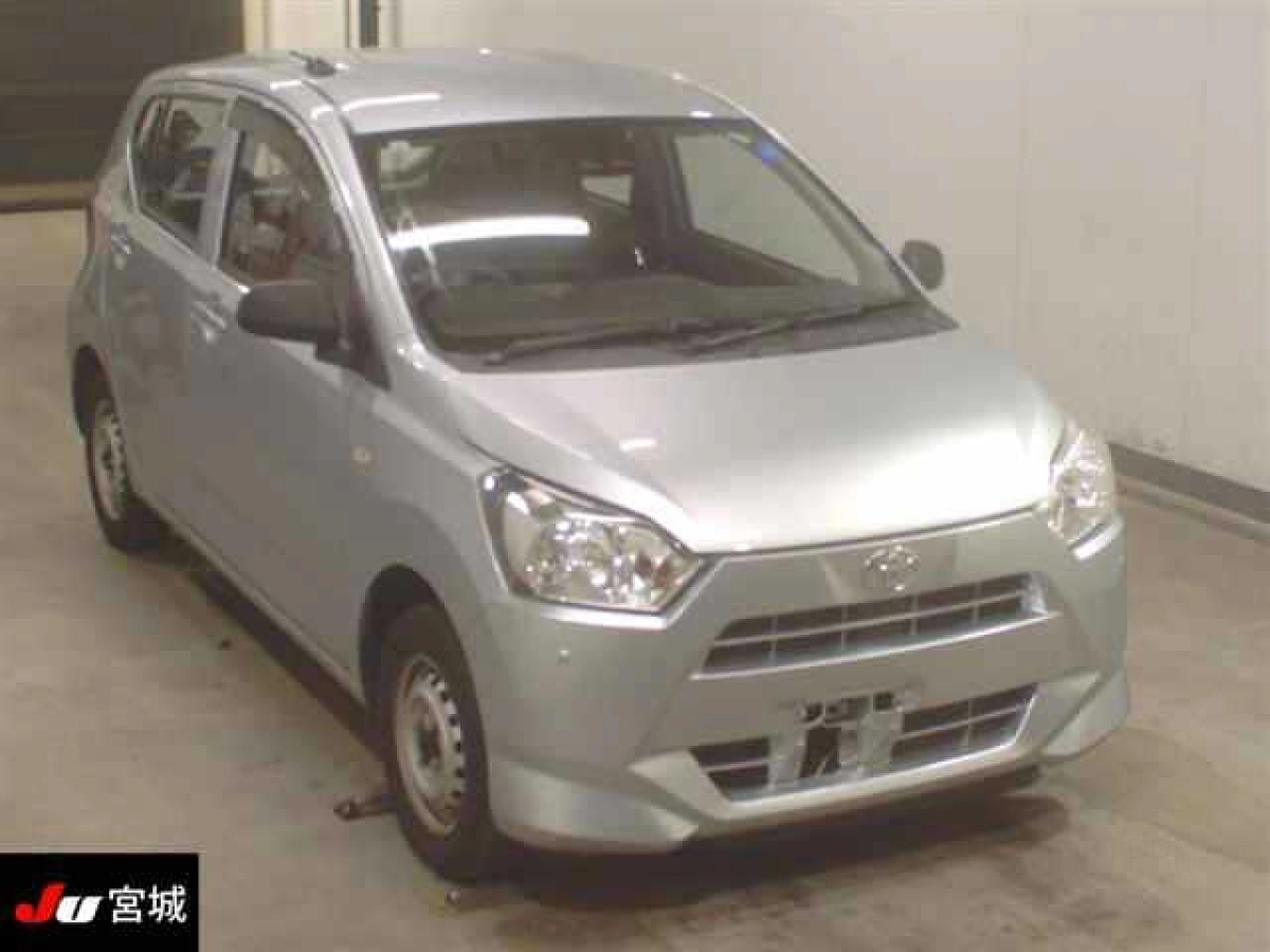 TOYOTA PIXIS EPOCH LA360A 2019