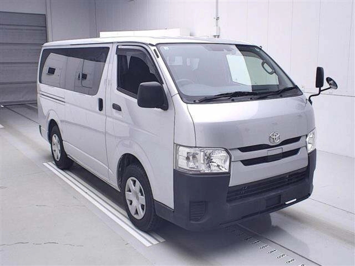 TOYOTA REGIUS ACE VAN TRH200V 2019