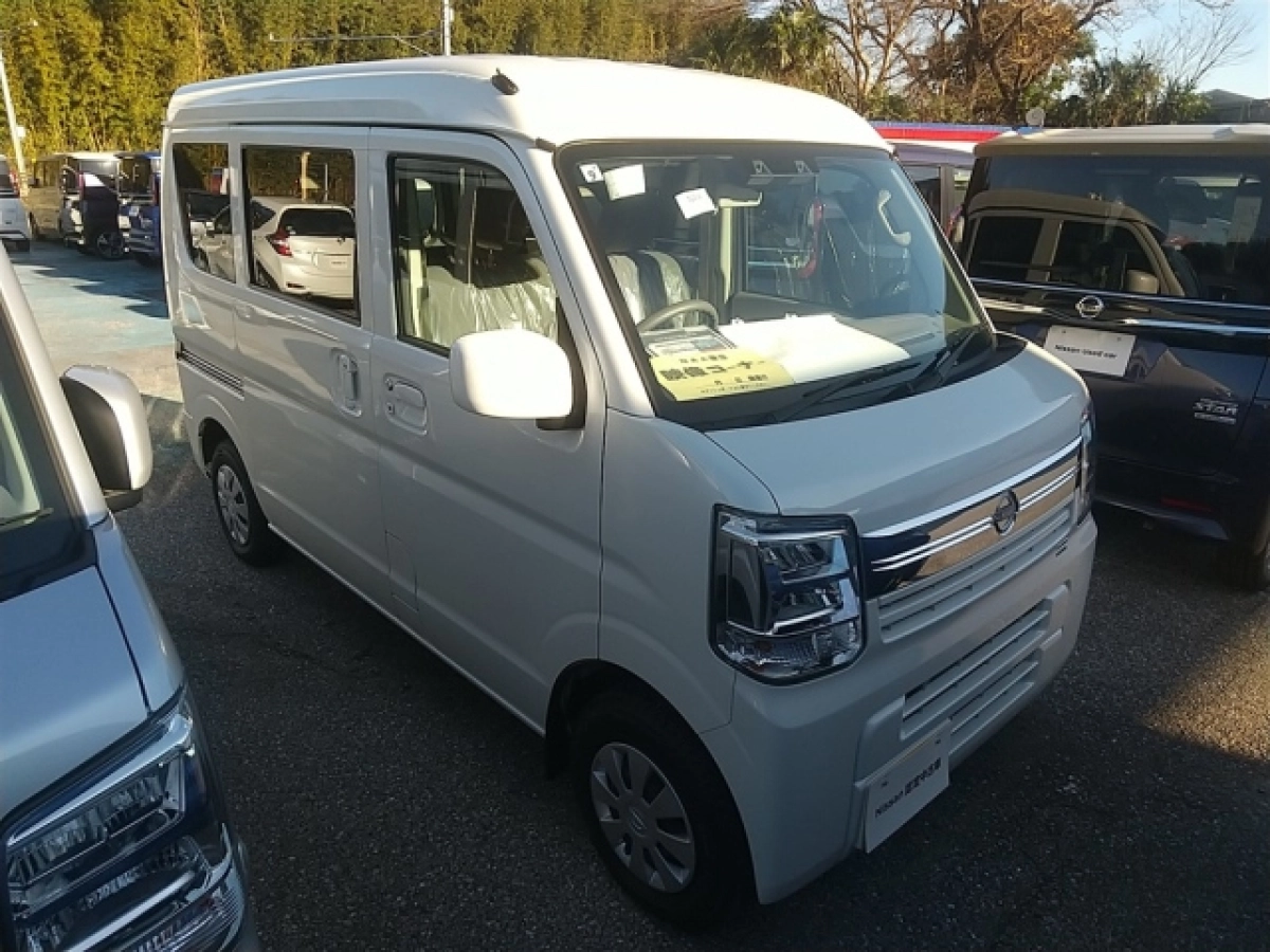 NISSAN CLIPPER VAN DR17V 2024