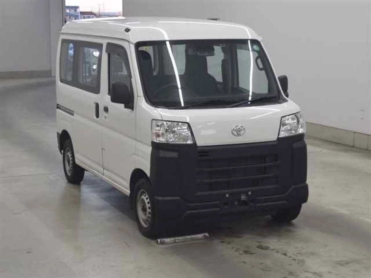 TOYOTA PIXIS VAN S700M 2023