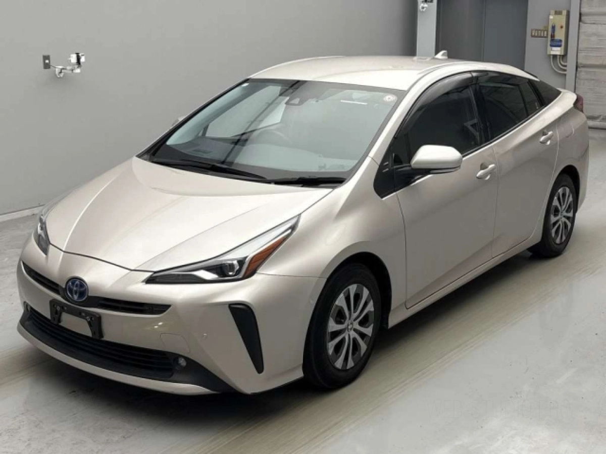 TOYOTA PRIUS ZVW51 2020