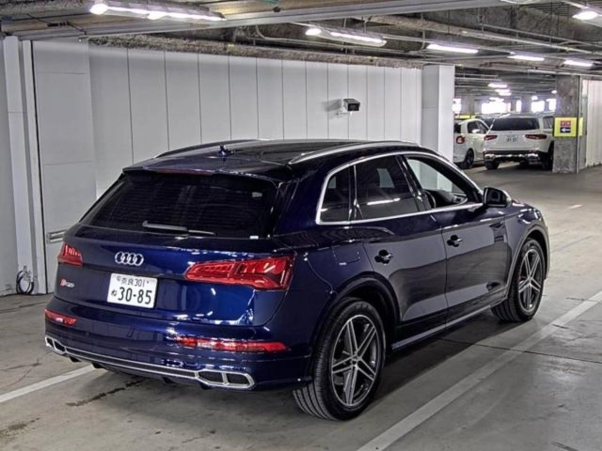 AUDI SQ5