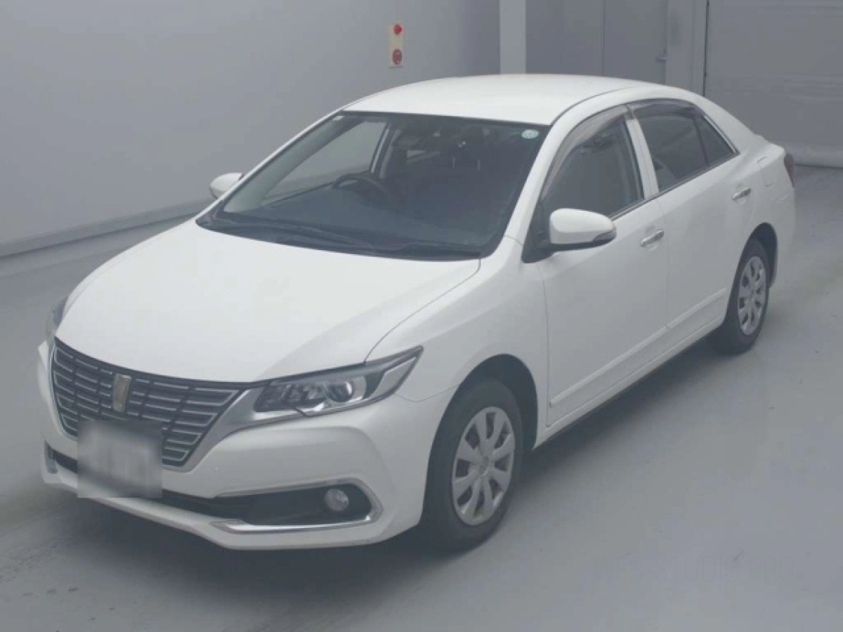 TOYOTA PREMIO ZRT260 2019