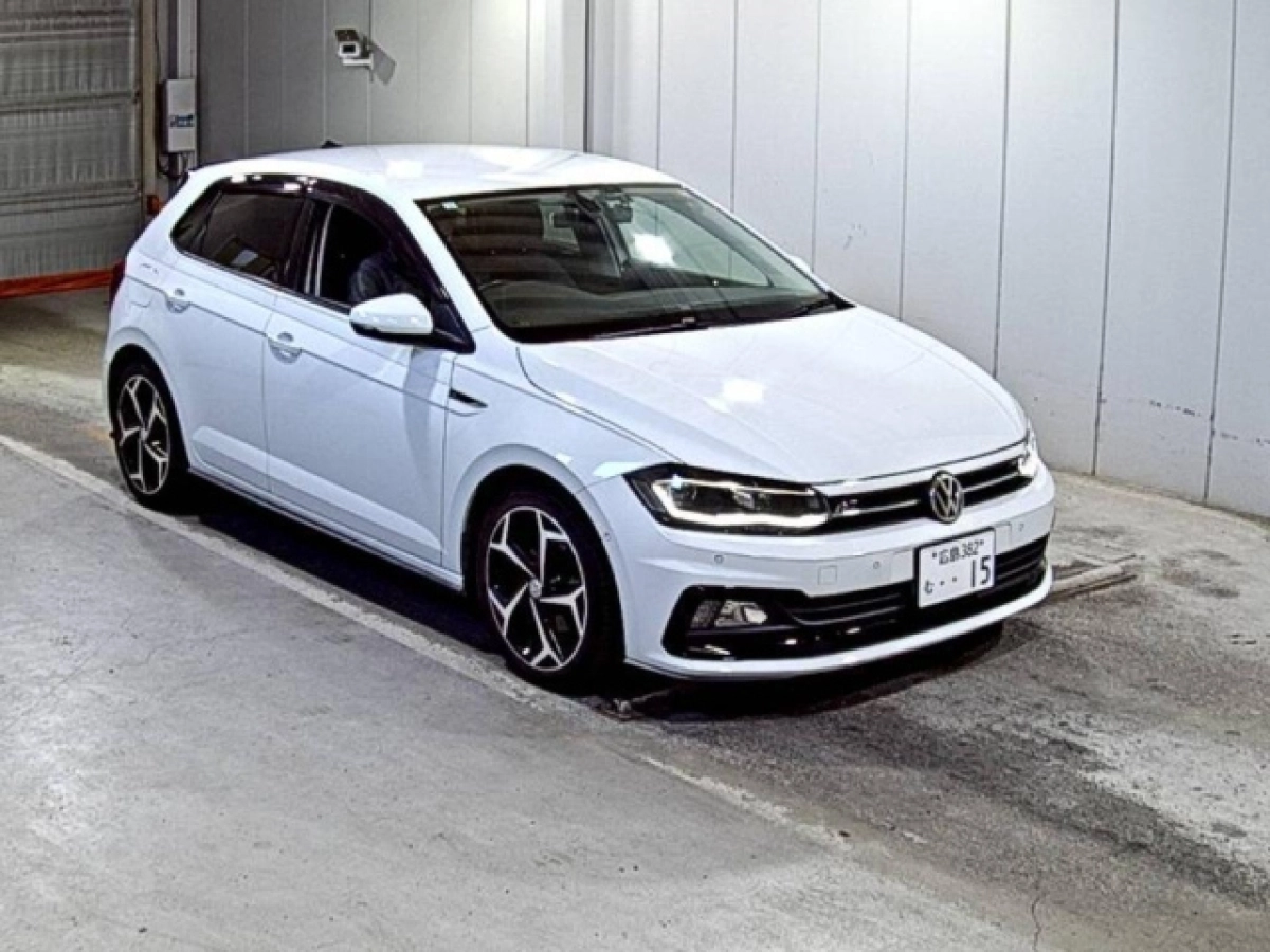 VOLKSWAGEN POLO AWDAD 2019