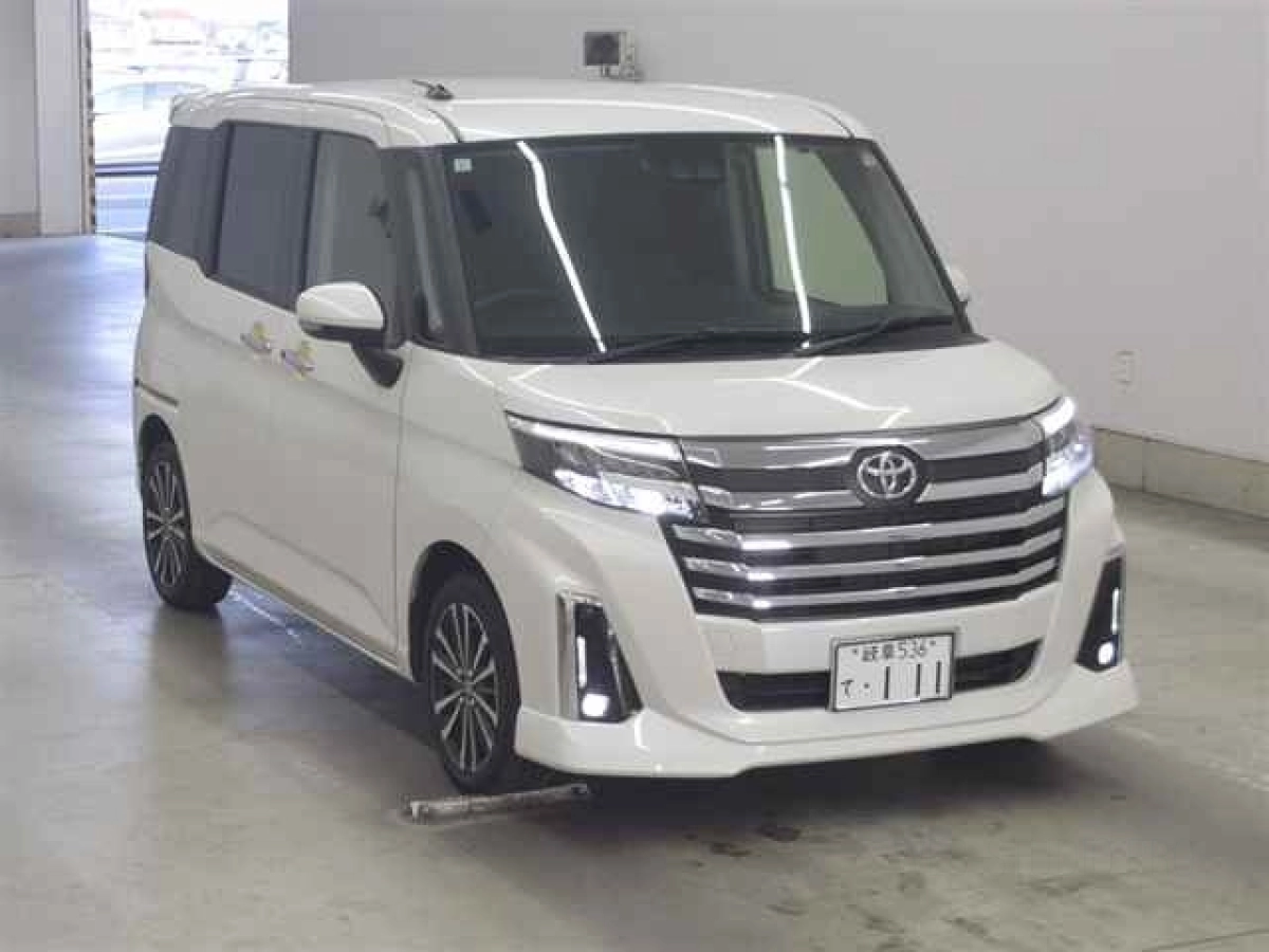 TOYOTA ROOMY M900A 2023