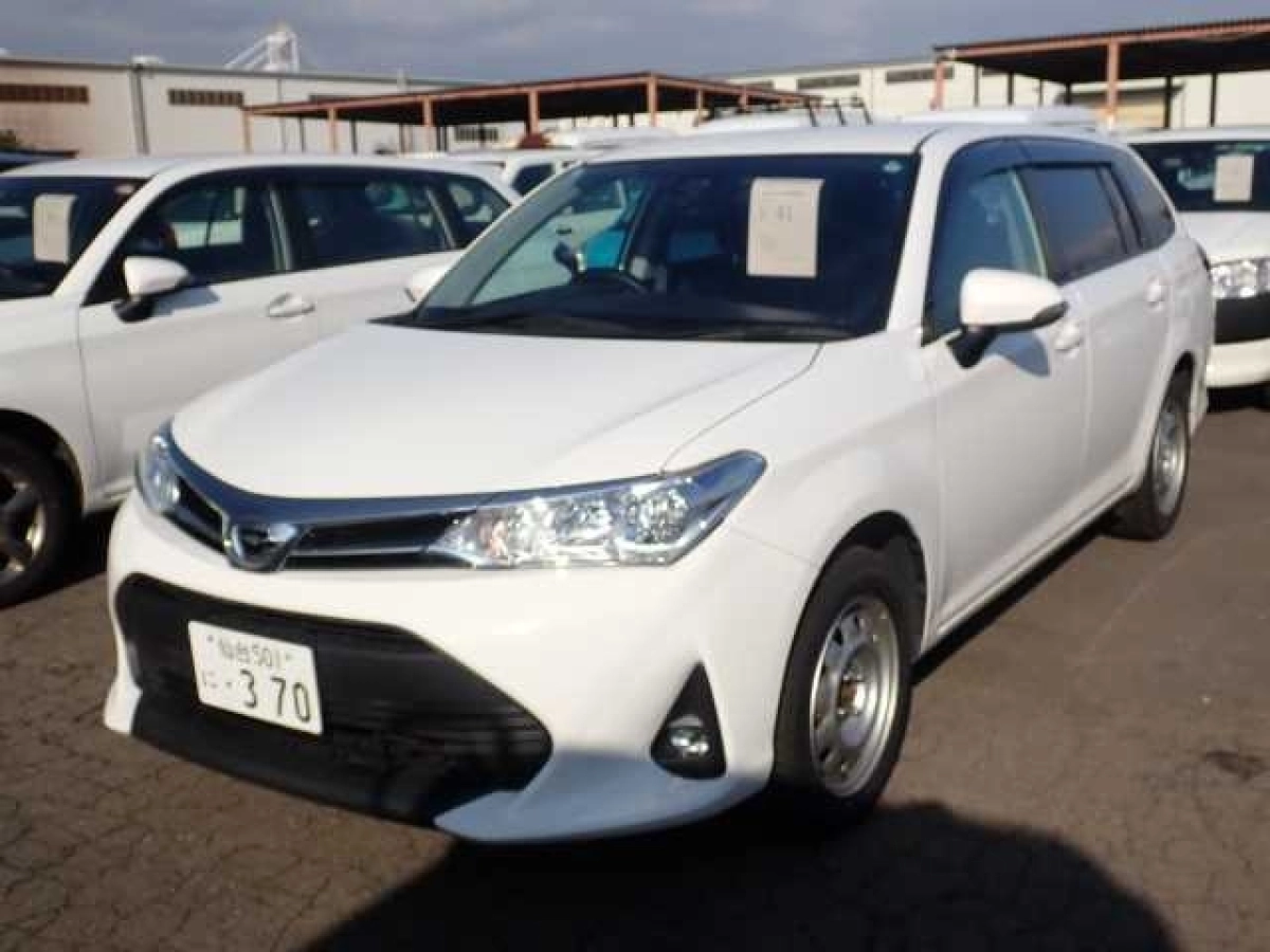 TOYOTA COROLLA FIELDER NZE164G 2020