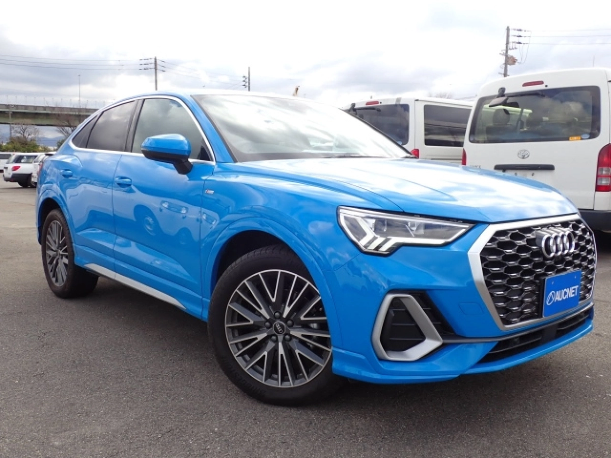 AUDI Q3 F3DFY 2023