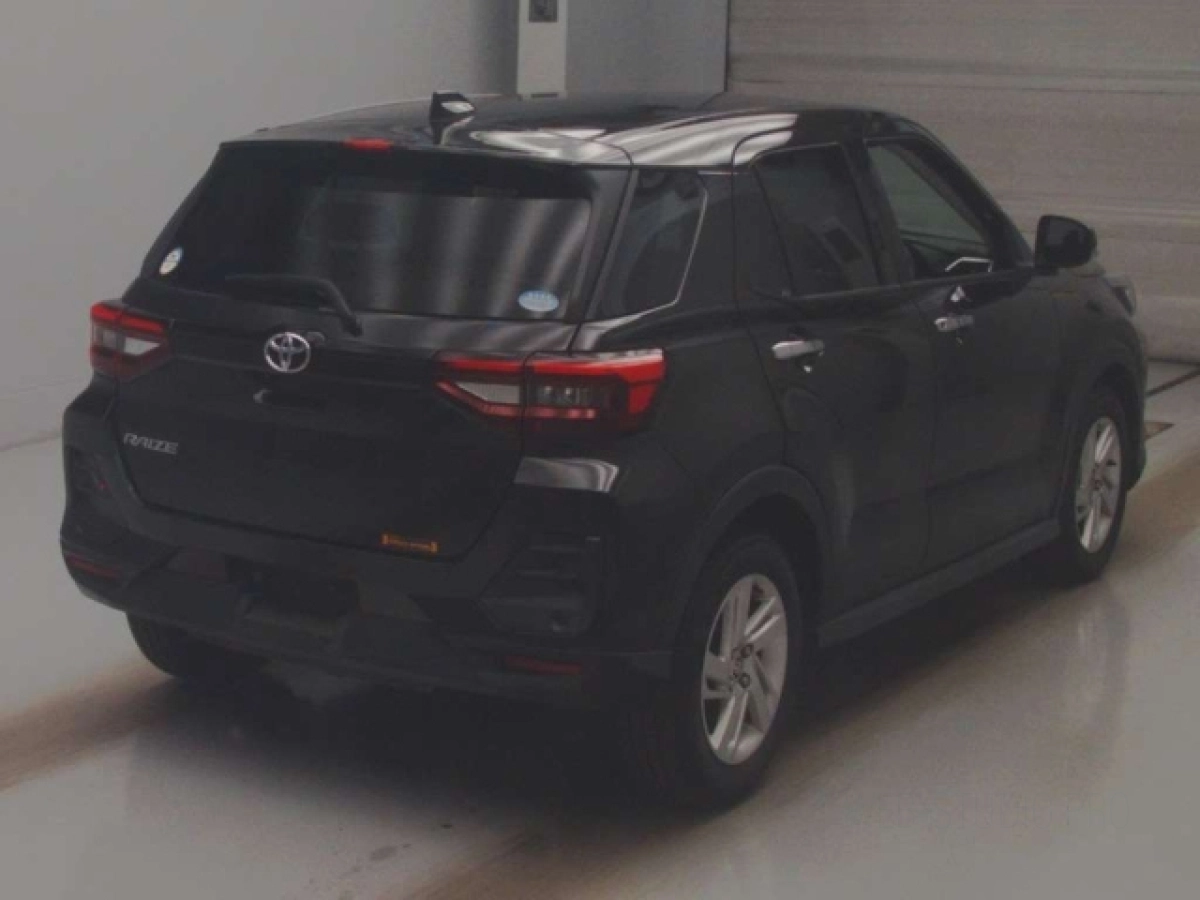 TOYOTA RAIZE