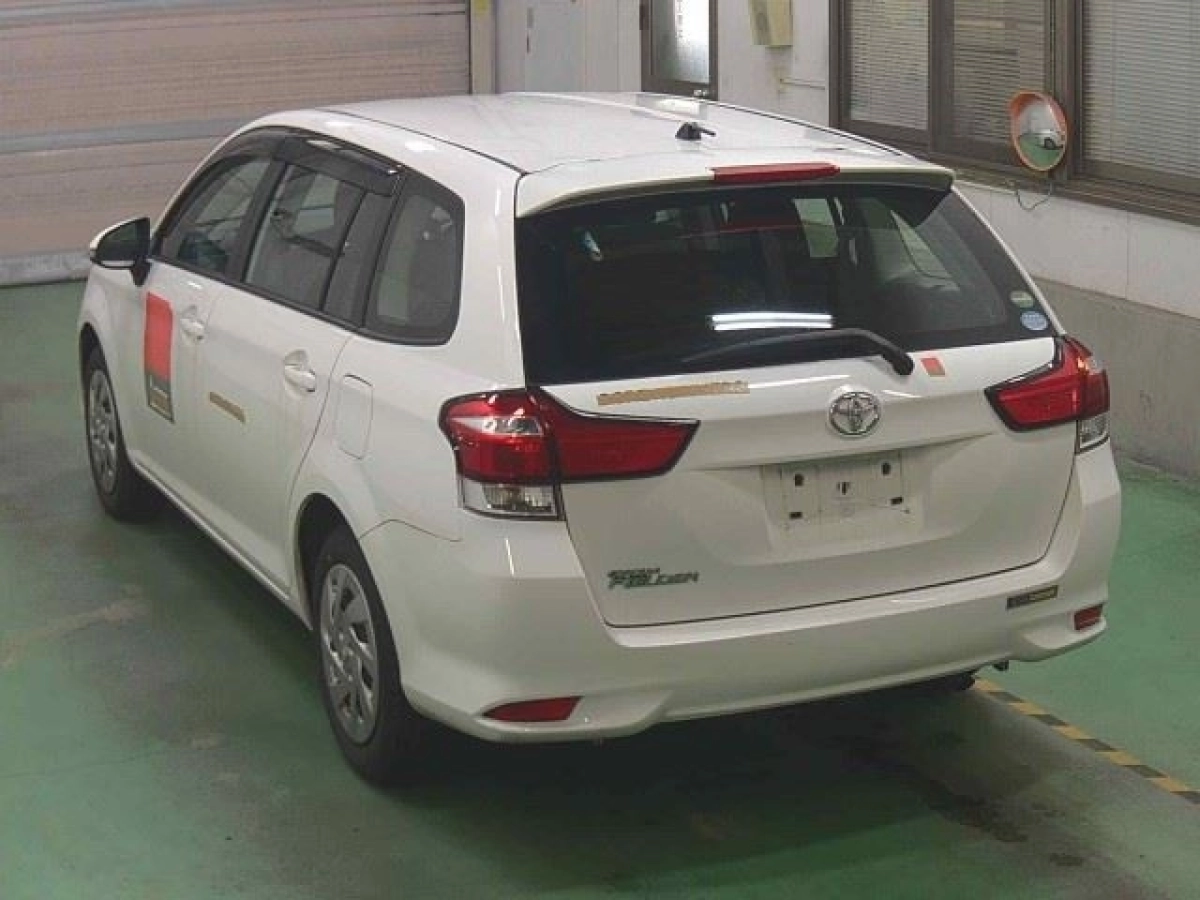 TOYOTA COROLLA FIELDER