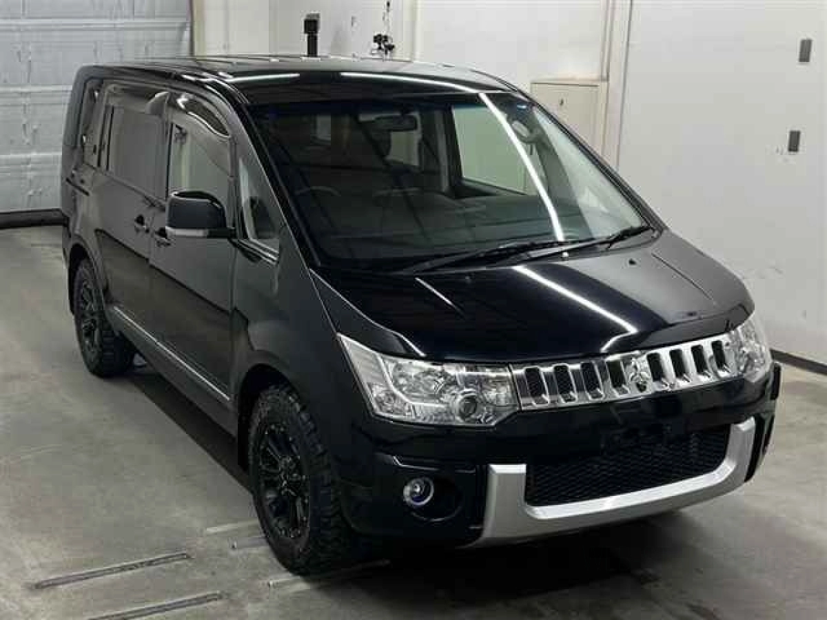 MITSUBISHI DELICA D5 CV2W 2019