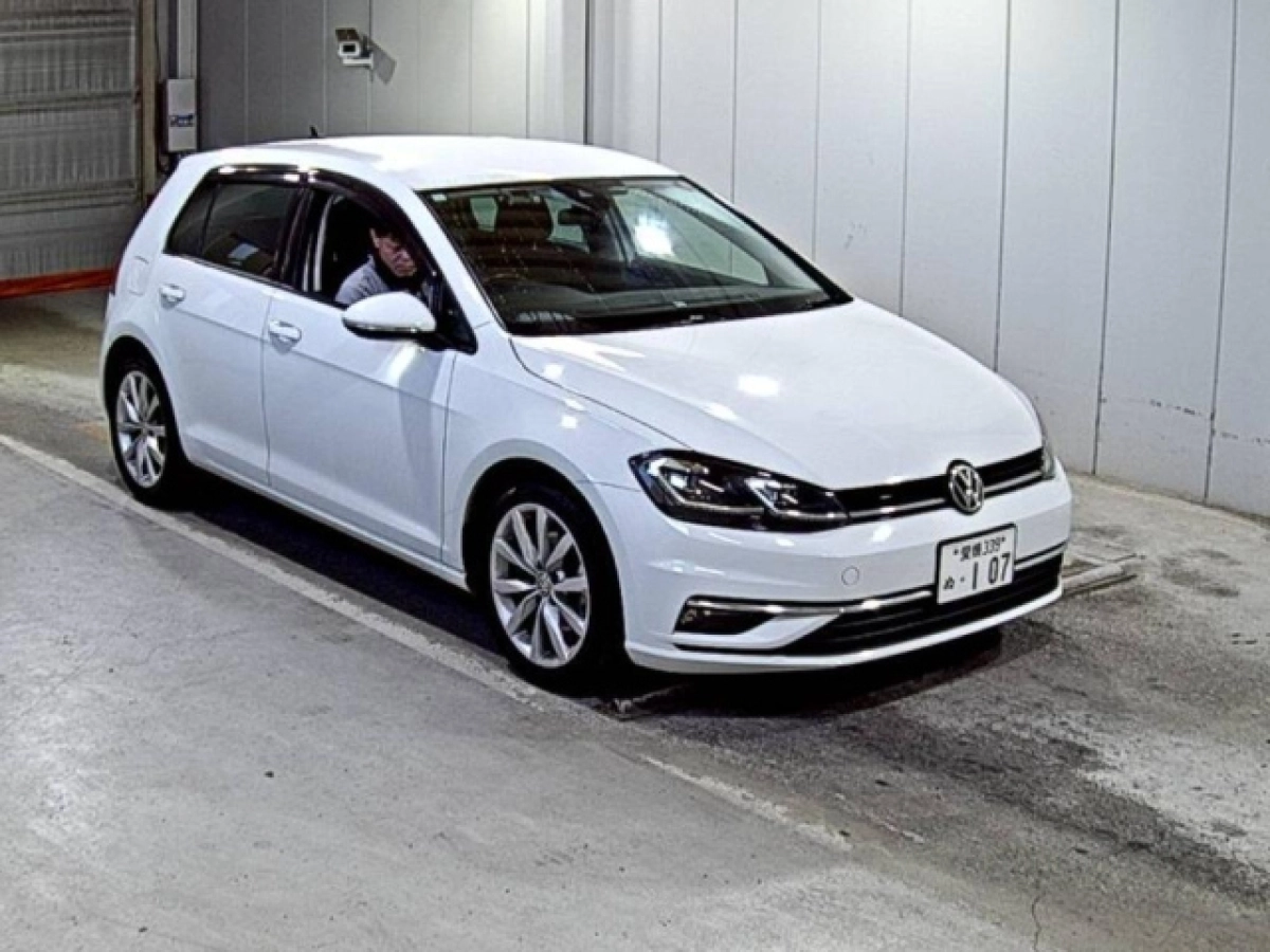 VOLKSWAGEN GOLF AUCJZ 2019