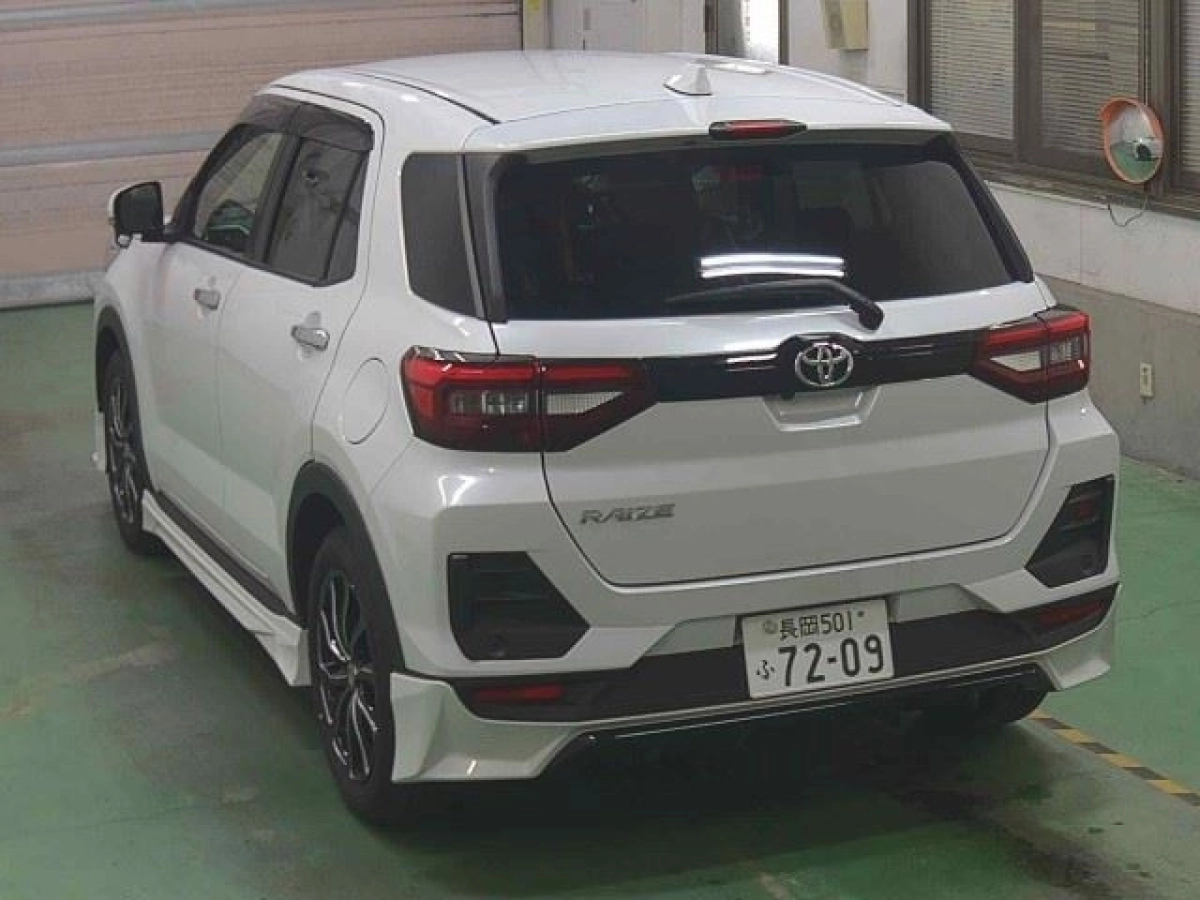 TOYOTA RAIZE