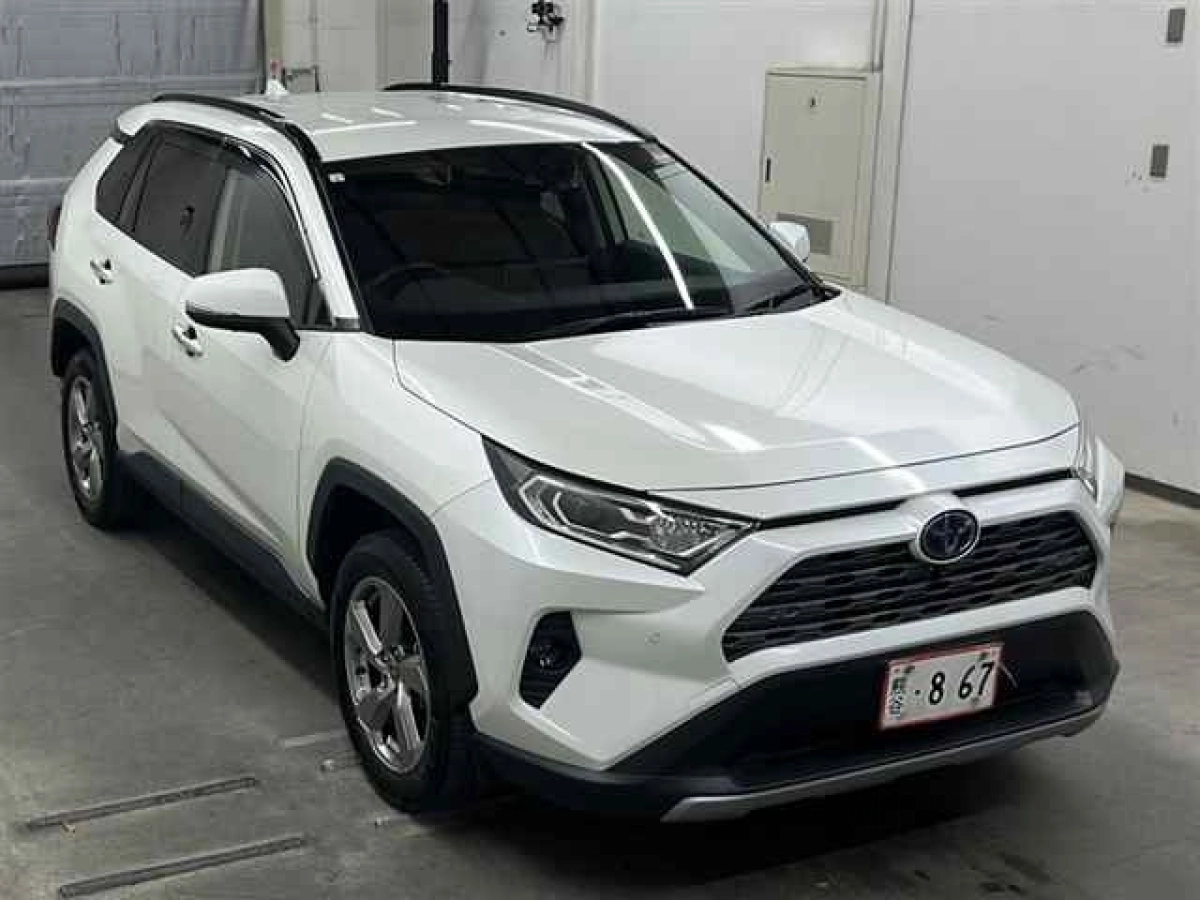 TOYOTA RAV4 AXAH54 2021