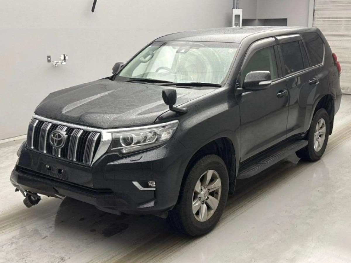 TOYOTA LAND CRUISER PRADO TRJ150W 2020