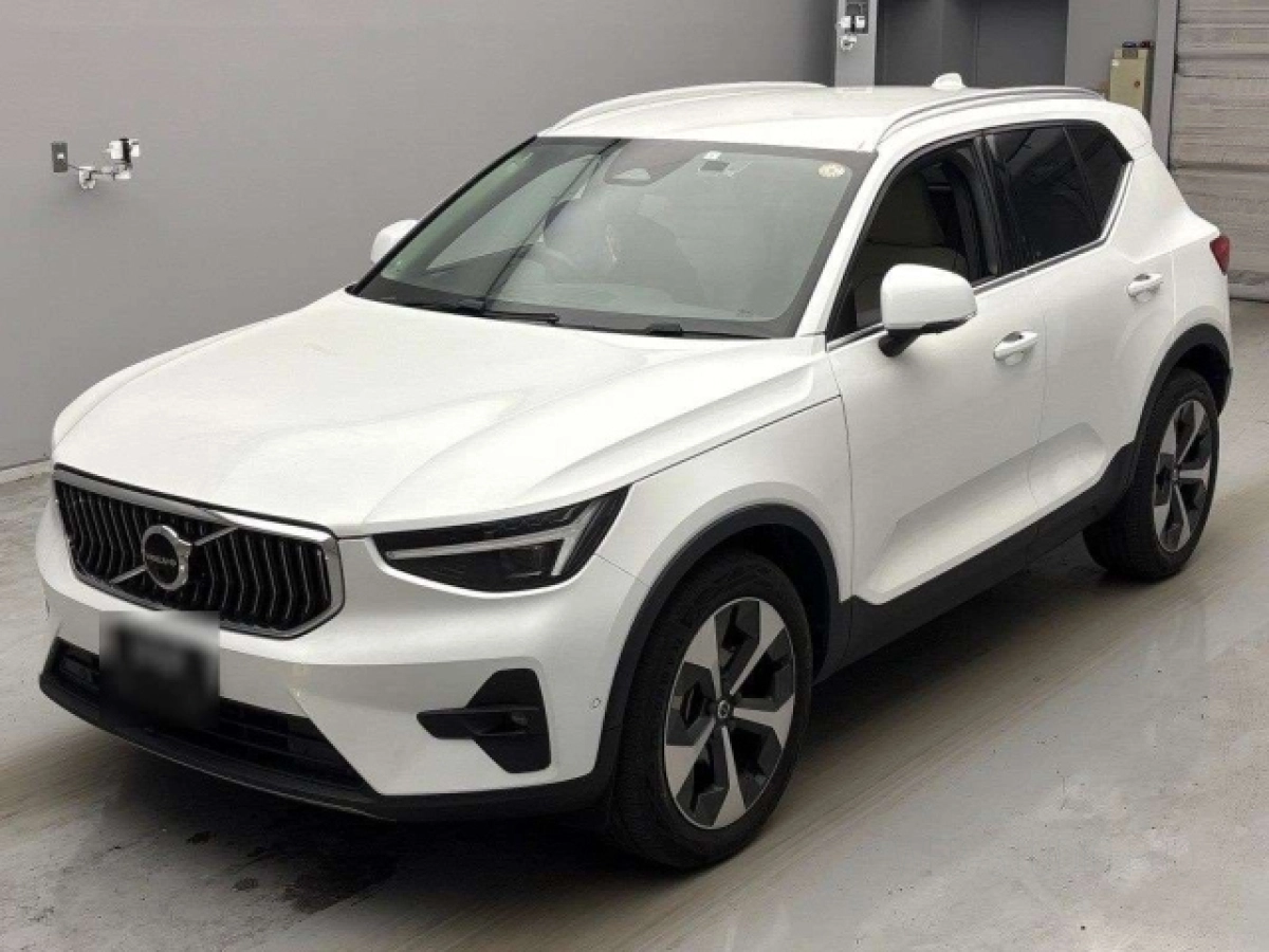 VOLVO XC40 XB420TXCM 2023