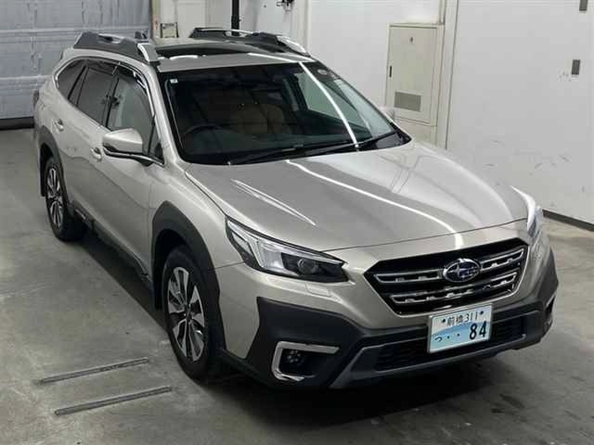 SUBARU LEGACY OUTBACK BT5 2025