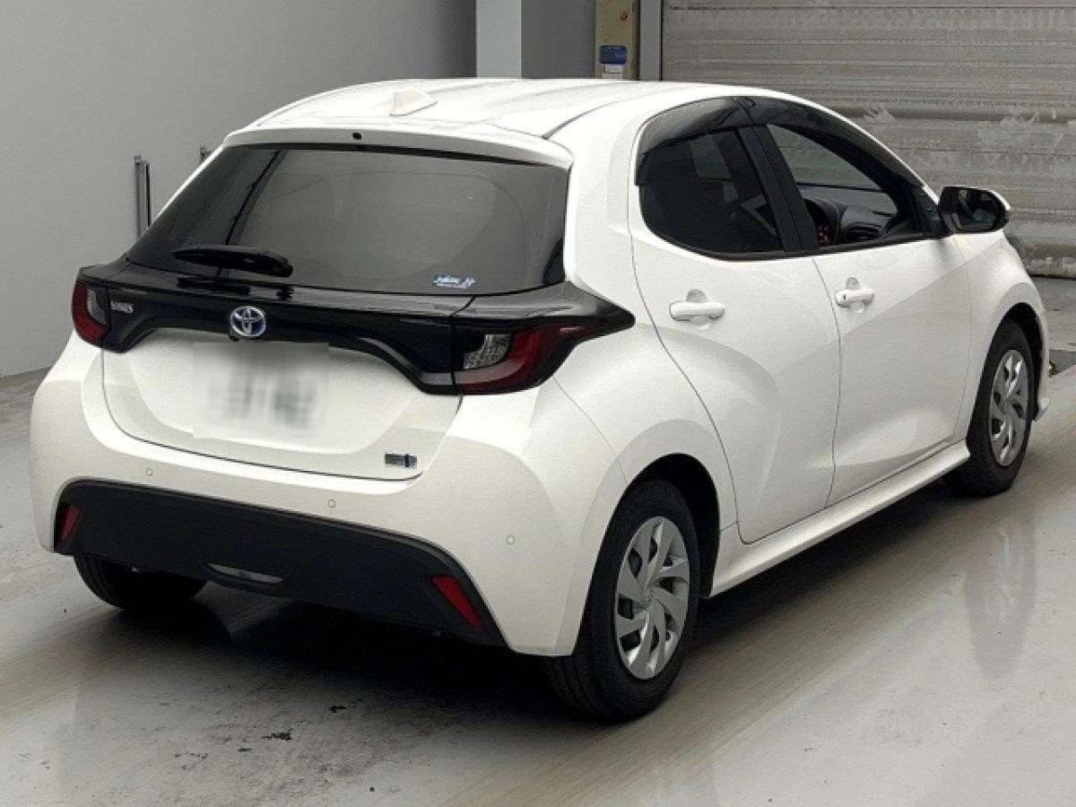 TOYOTA YARIS