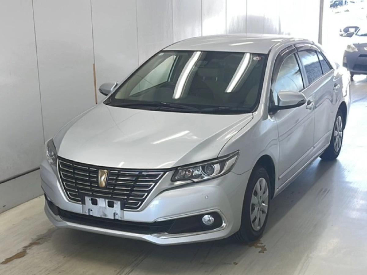TOYOTA PREMIO ZRT260 2020