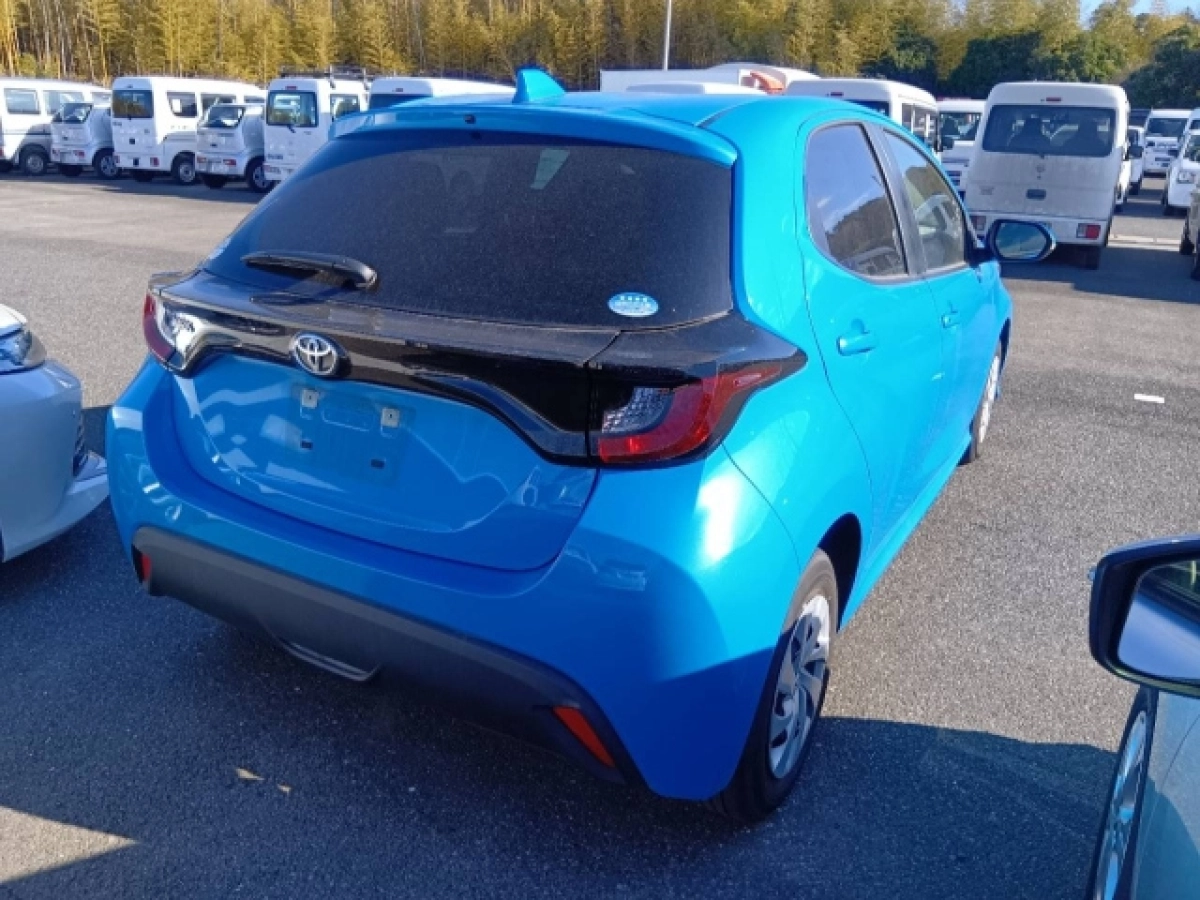 TOYOTA YARIS