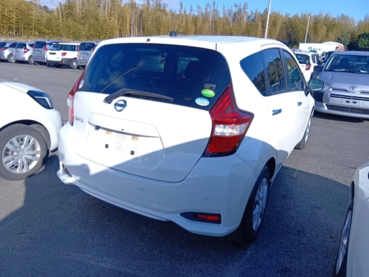 NISSAN NOTE
