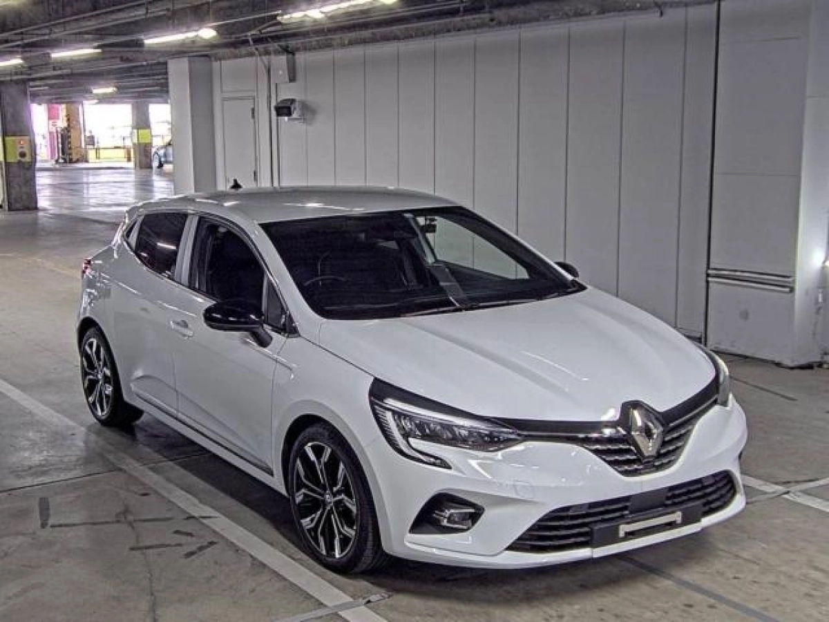 RENAULT LUTECIA BJAH5H 2023